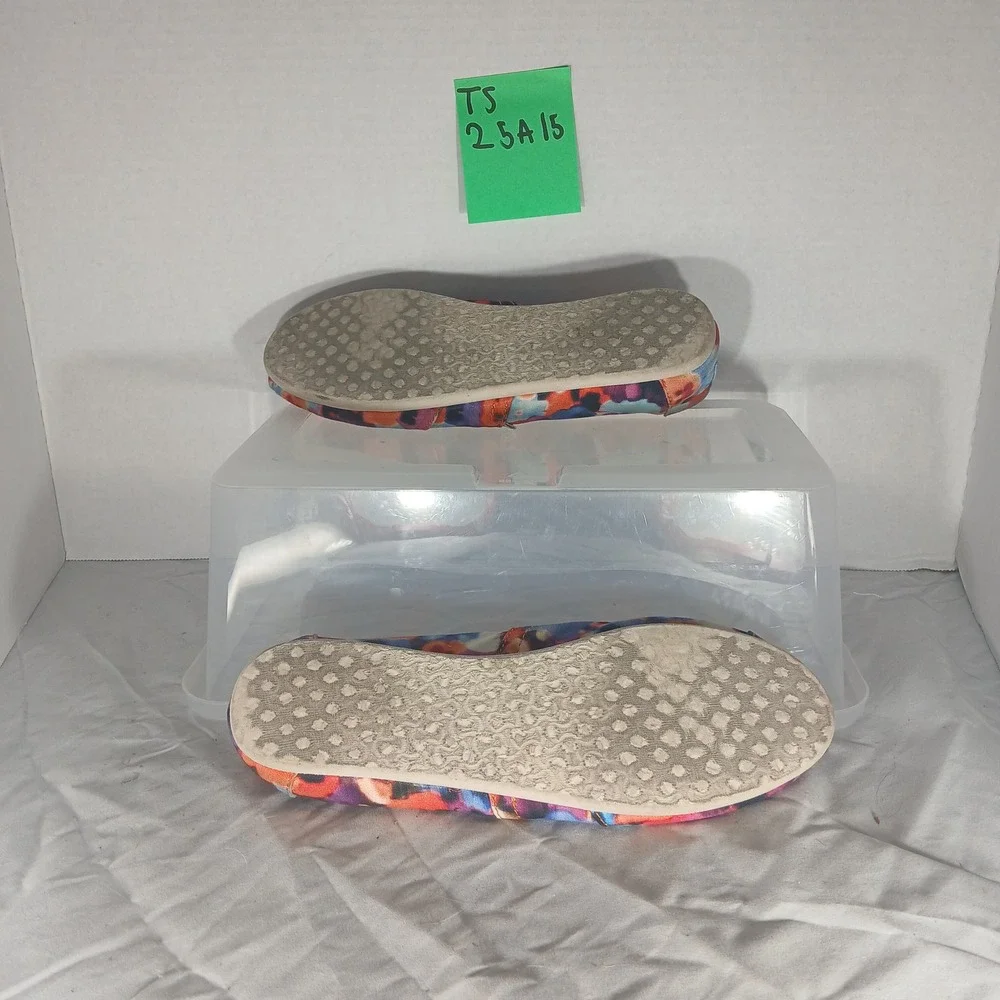TOMS Women's Floral Canvas Slip On Shoes Flats‎ Size 7.5